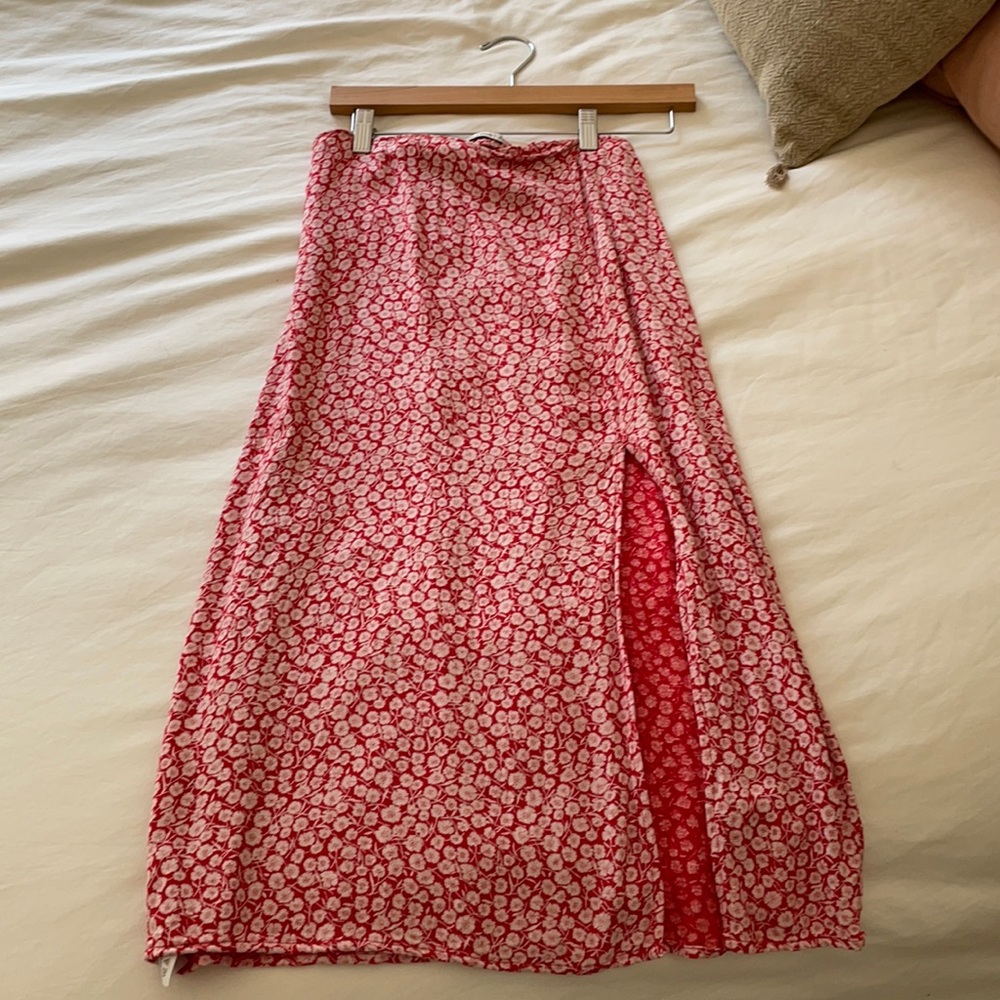 Red midi slit skirt